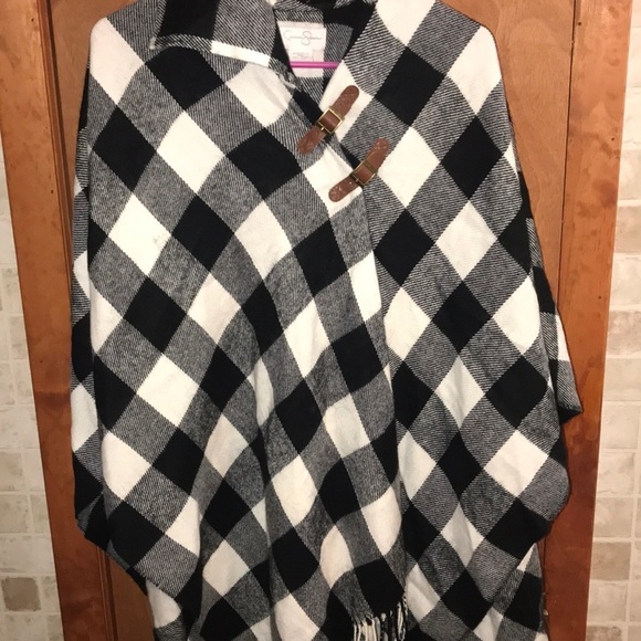 NWOT buffalo print Jessica Simpson Wrap